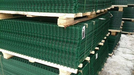 3D-панели или профнастил: объективное сравнение для вашего участка